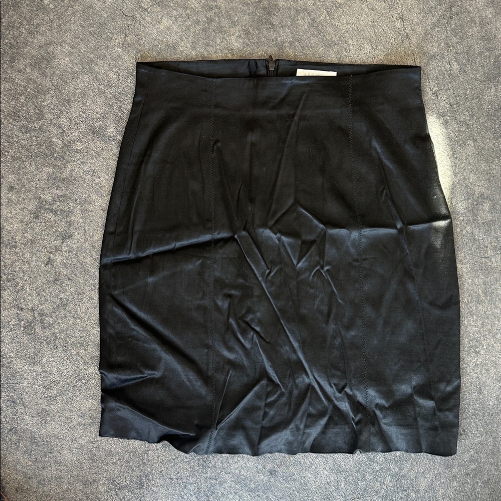 Anvers Viscose and cotton black body-con mini skirt. Sexy evening vibe